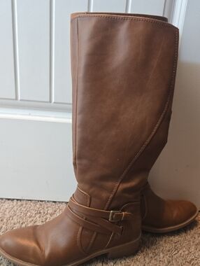 BareTraps Tan Rubber Sole Footwear